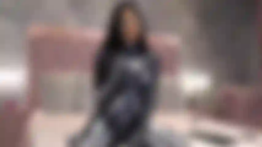 Diosa v vs. Doctor part2! Voy a tomar todo lo que tienes, tu simbionte lo va a tomar todo, y sentirlo dentro de ella. Voy a hacer que te corras dentro de mí, mientras tomo toda tu energía.