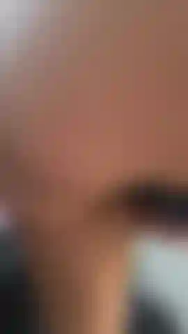 Mi coño se pone tan cremoso mientras me follo este consolador.