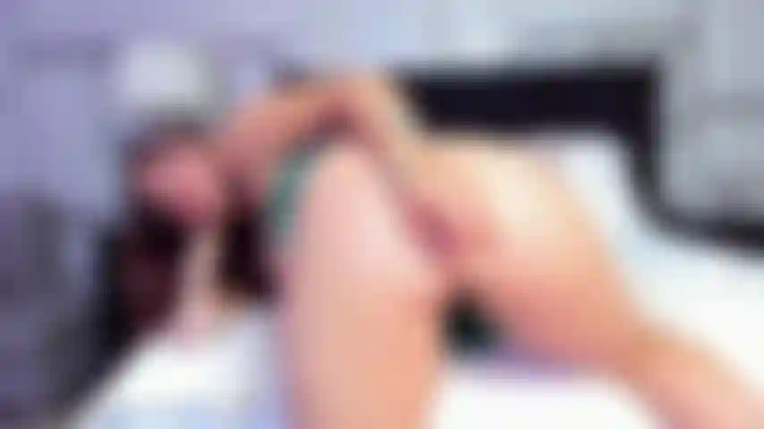 Estuvo muy delicioso de hacer, ahora dime, ¿qué es mi coño solo para ti?