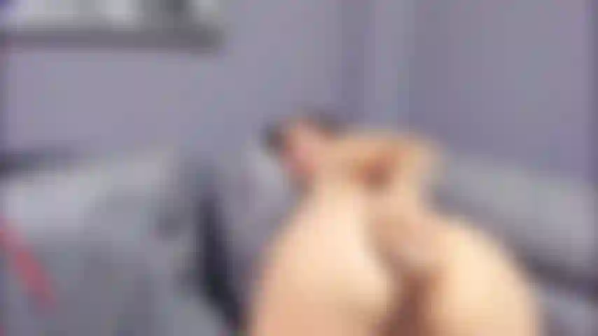 Me follo mi gran culo prieto para ti.