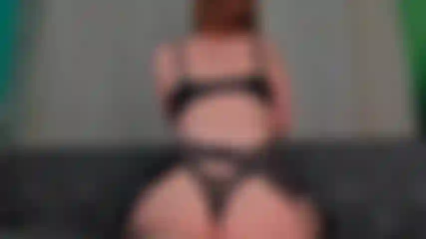 Sensual masaje de almohadas.