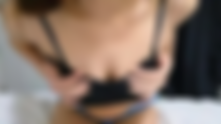 Dildo montando joi.