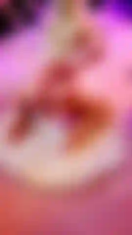 Twerking mi culo. Ups, olvidé volver a ponerme las bragas.