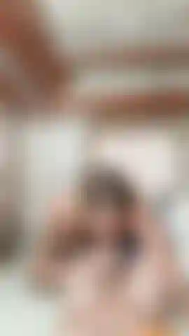 ¡Mi primer video chico/chica de toda la vida! Pov: ¡mira cómo mami adora cada centímetro de la enorme polla de hunter con mi boca hasta que él me agarra la cara y se corre en mi garganta!