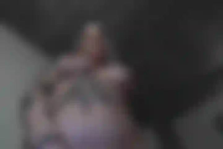 Cabalgar empapada de saliva en pov roleplay de rompehogares.