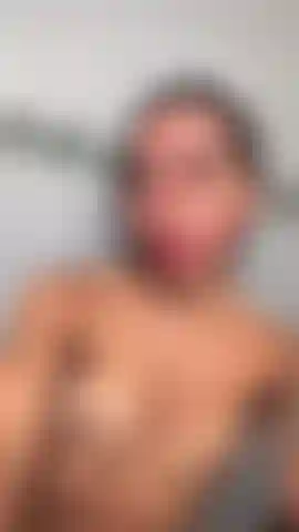 Disfrutando de mi ducha.