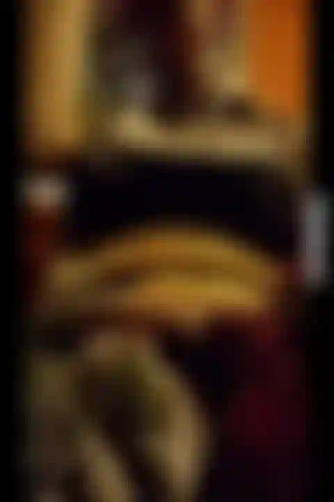 Parte 2: mostrando la estatua de la libertad mostrando mis pechos turgentes exponiéndolos para que cualquiera los vea. Mi corazón estaba acelerado todo el tiempo, ¡2 guardias cerca y personas perdidas! Me mojé el coño! <3.