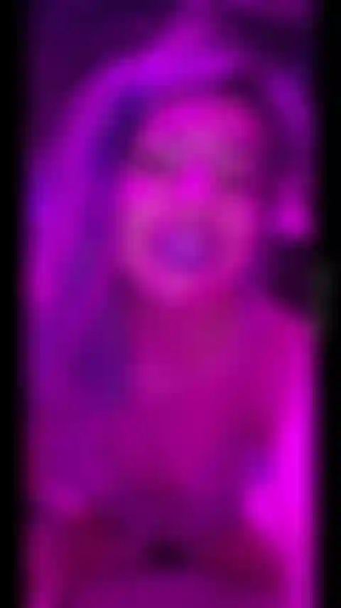 20 Mins de pura dicha! Mi coño estaba empapado, mientras ponía los ojos en blanco detrás de mi cabeza y me ves completarme en una fuente de coño rezumante de crema de semen. Incluye, bbc bec, bad dragon, realista, vibrador.