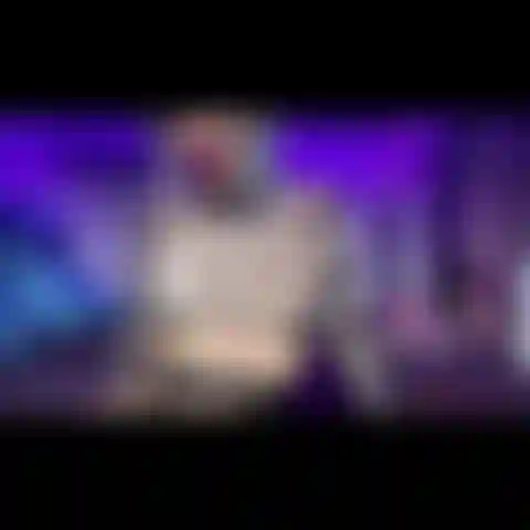 Ayuda a zaturn a viajar al reino unido, por favor.