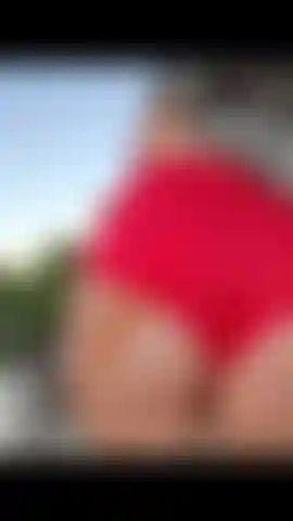 Estaba en lo alto de un edificio tomando algunas fotos arriesgadas y la gente podía verme si realmente quisiera también.