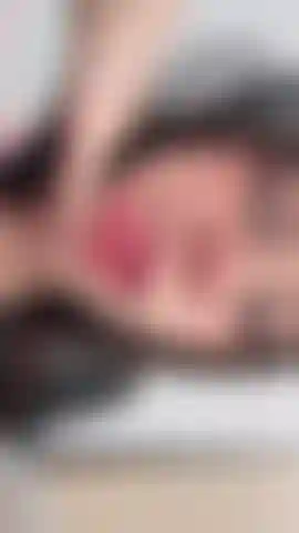 Espero que nadie me haya visto cuando grabé esto para que puedas ver lo que te espera si llegamos a follar.