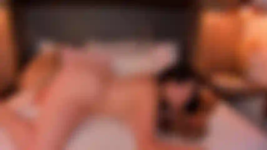 ¡Tu milf favorita chupando y cabalgando tu gran polla!