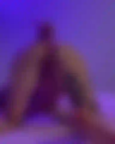 Solo yo y mis bolas anales.