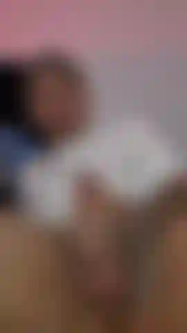 Mira cómo mi polla pide tu culo y me pongo cachondo, préstamelo y te dejo lleno de mí.