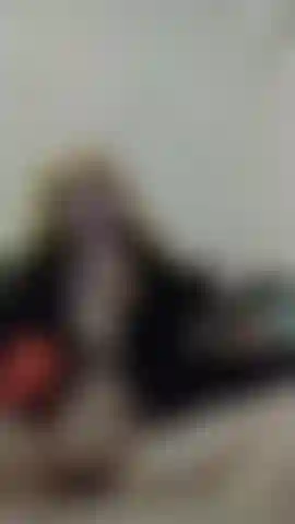 Naruko montada en un consolador en la versión frontal.