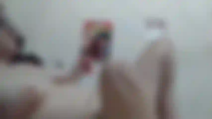 Masturbándome con vibradores...