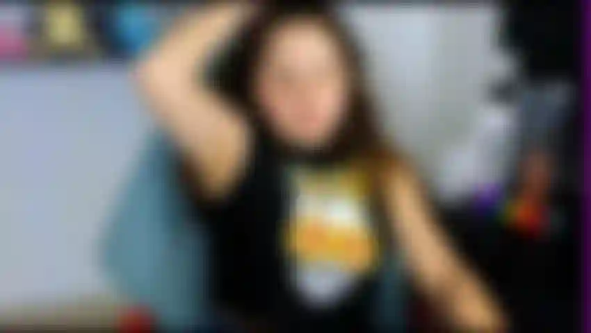 teasing you with my tits