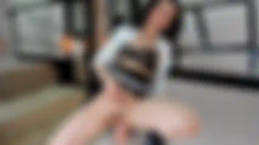 Come and masturbate my pussy with your big cock