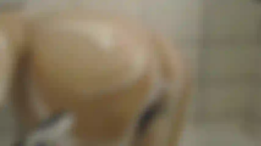 ¿Me lavas la espalda?