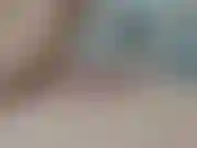 Burlándome de una polla con aceite.