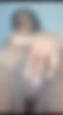 Y si pasas mi lengua por todo mi coño.