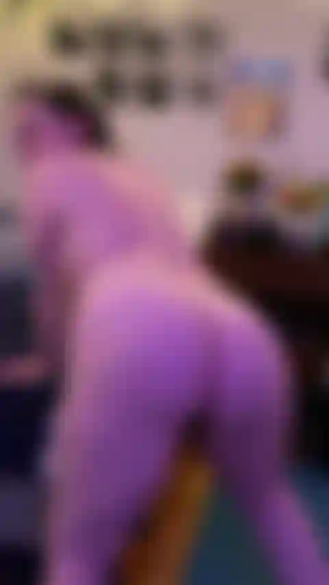 Desnuda 3 min twerk al señor ten piedad.