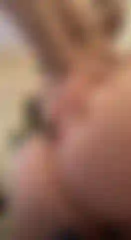 Tanga negra 1 min de pie twerk.