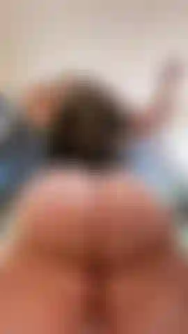 5 Gloriosos minutos de culo sacudiendo pov.