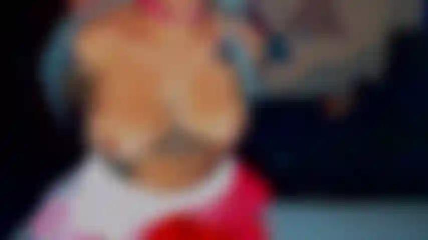 Una deliciosa mamada con mucha saliva y polvo.