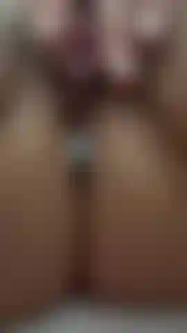 My pussy drooling with cum