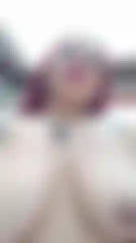 Pov-aprieto y reboto mis tetas sobre tu cara.