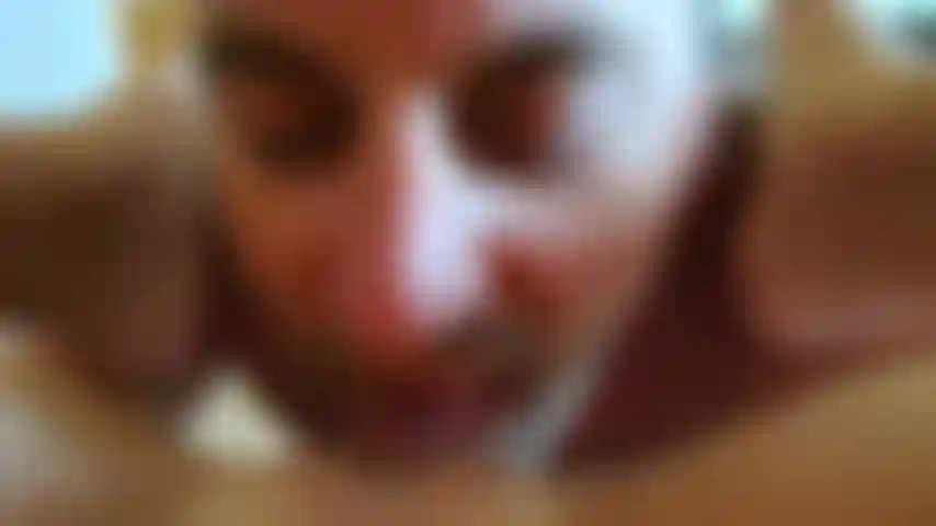 Pov lamida de coño hasta el orgasmo.