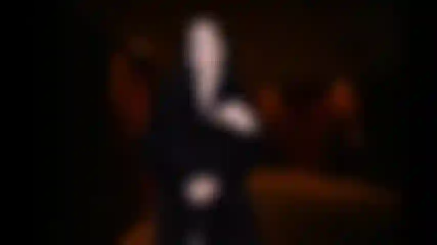 Seducida, atada y robada.