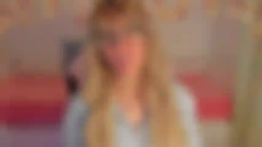 Joi para un buen chico - solo me gustan los chicos buenos. Chicos realmente buenos. Chicos buenos, obedientes, dulces, lindos y adorables. ¡Sigue mis movimientos durante este joi, vamos a divertirnos, cariño!