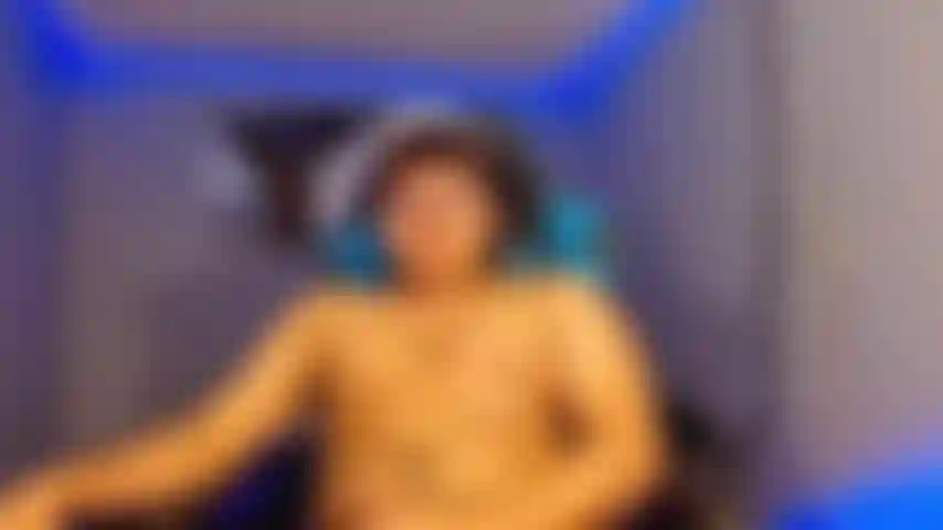 Lame la mesa con mi semen.