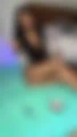 Fumo cigarrillos, de dos en dos, fumo por la nariz y me chupo los dedos al mismo tiempo!