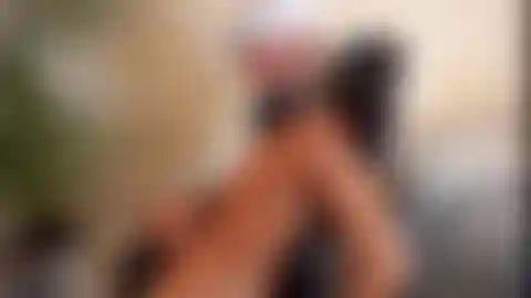 Paja extrema con explosión de semen y un poco de squirt. ( Trabajo con ambas manos).