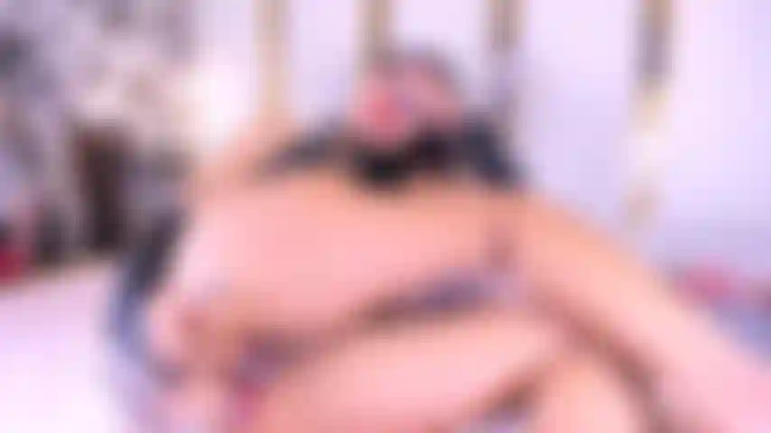 come put your whole cock in my juicy pussy and let it full of your milk