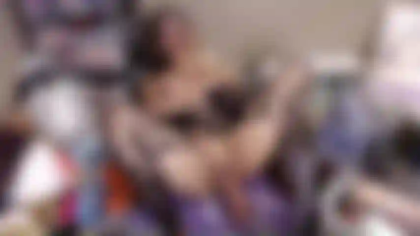 Controla mi máquina de follar y hazme chorrear.