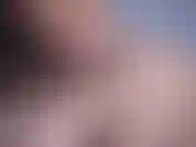 Juega con mis grandes pezones amor, estoy esperando tu polla.