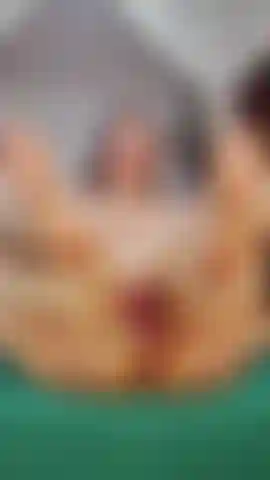DO YOU WANT TO COME OVER AND LICK MY PUSSY AND MY FEET?