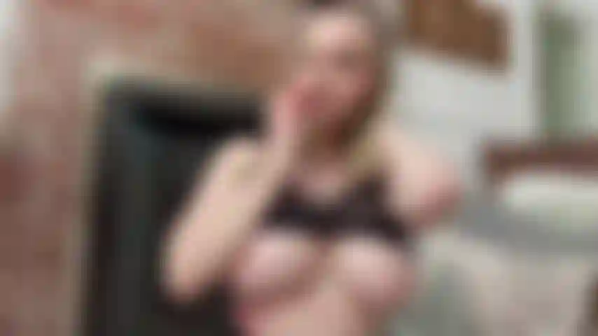 QUICK FUCK - I’m getting back into the swing of things with a tentacle dildo, fucking myself and riding it 💦