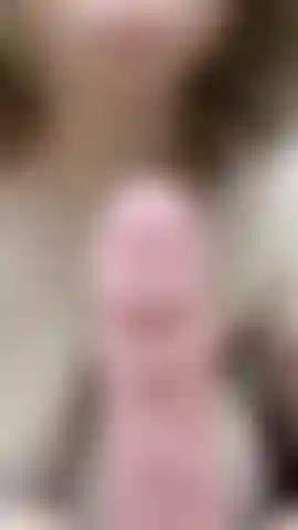 Mira cómo me atraganto una y otra vez (mini video).