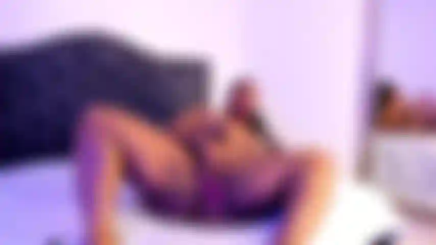 ¡Soy traviesa! Cógeme los agujeros!