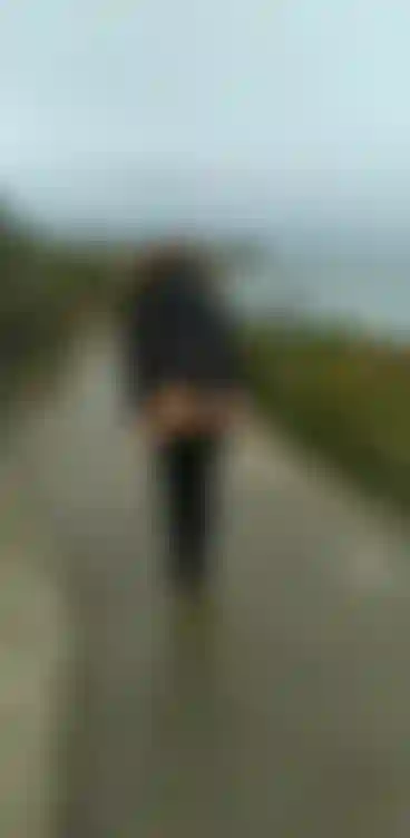 Dehors/exhib invierno lenceria nalgas y culo desnudo no muy lejos de la guia de norman blokos.