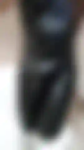 Fetichista del cuero de látex este mono de cuero de látex te volverá loca.