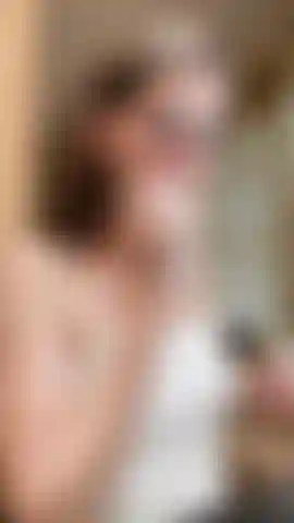 Hipo y maquillándome linda candidata.