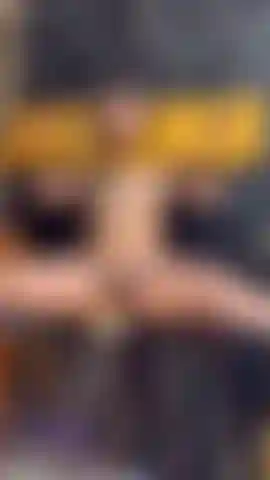 Golpea mis tetas sin piedad y dime que te gusta lo que ves.