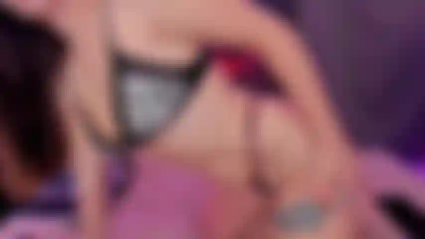 Paja cubana, nalgadas, mendicidad de semen: espectáculo de oro.