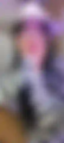 a sweet face and small tits